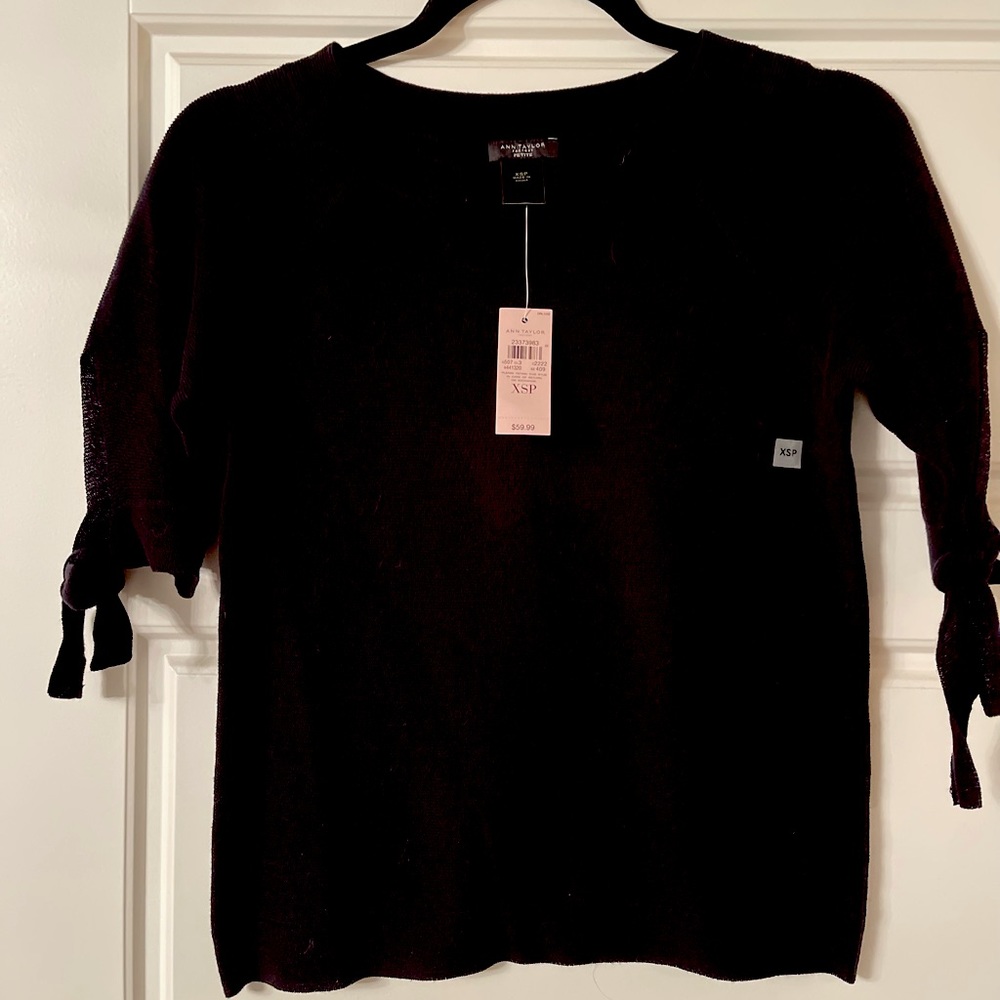 Ann Taylor Short Sleeve Lightweight Sweater